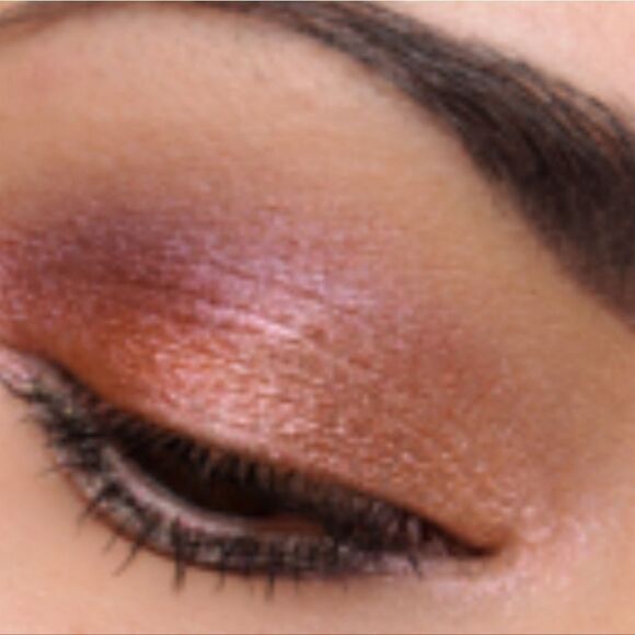 Mac Cosmetics DazzleShadow - Picture 5 of 6